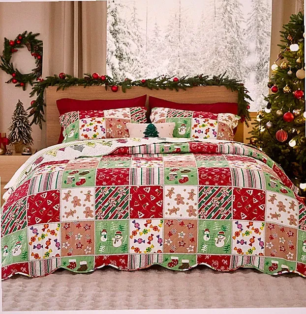 Bedsure Christmas Quilt Queen Set +2 Pillow Shams Reversible Tree Candy Snowmen