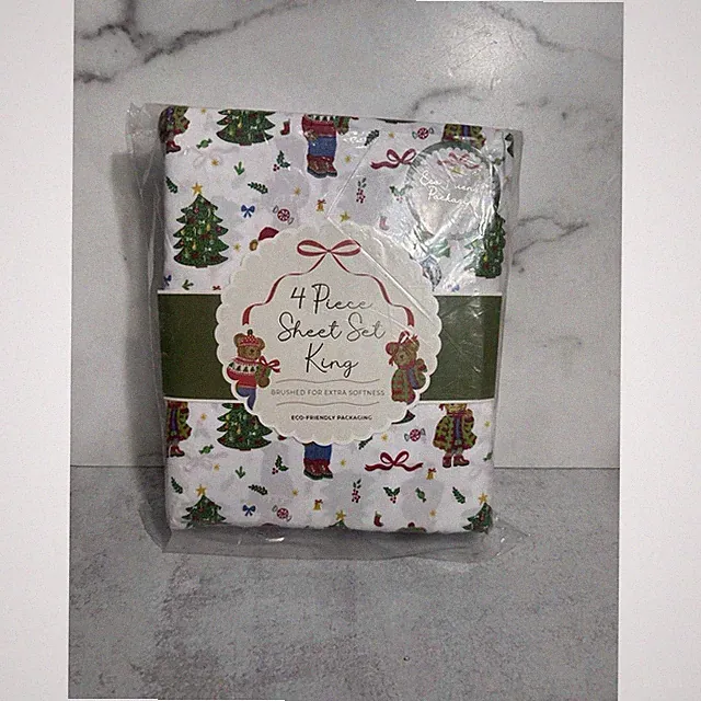ENVOGUE Christmas 2025 Teddy Bear Trees Bows KING Sheet Set 100% Polyester NEW