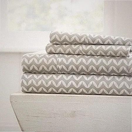 Home Collection Gray Puffed Chevron Geo Patterned Microfiber King Sheet Set