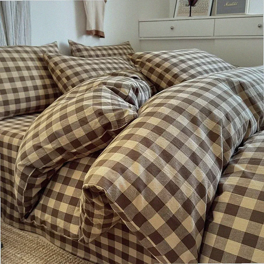 Gingham bedding sets