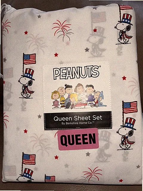 NWT BERKSHIRE PEANUTS SNOOPY WHITE FLAG PATRIOTIC STAR FIREWORK QUEEN SHEET SET