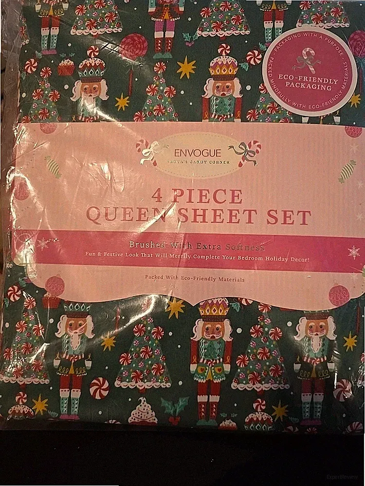 QUEEN Sheet Set candy nutcracker sheets christmas tree peppermint cupcake NEW