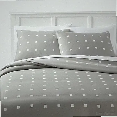 Room Essentials Full/Queen Printed Easy Care Duvet Cover and Sham Set Light