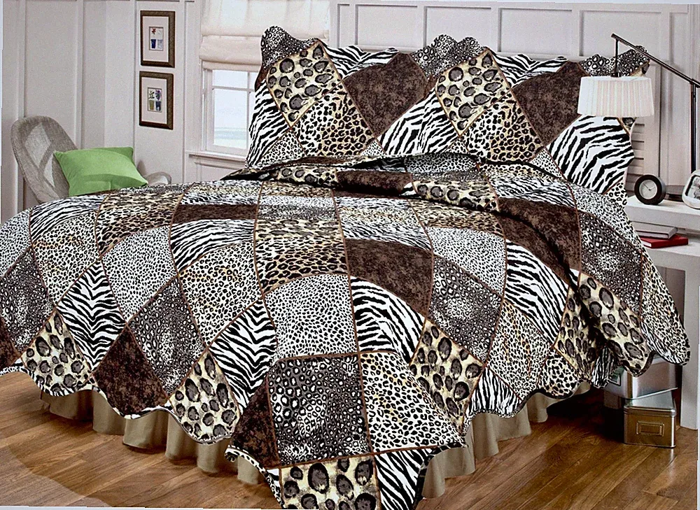 Safari Cheetah & Leopard Patchwork Animal Print Scalloped 3pc Quilt Set