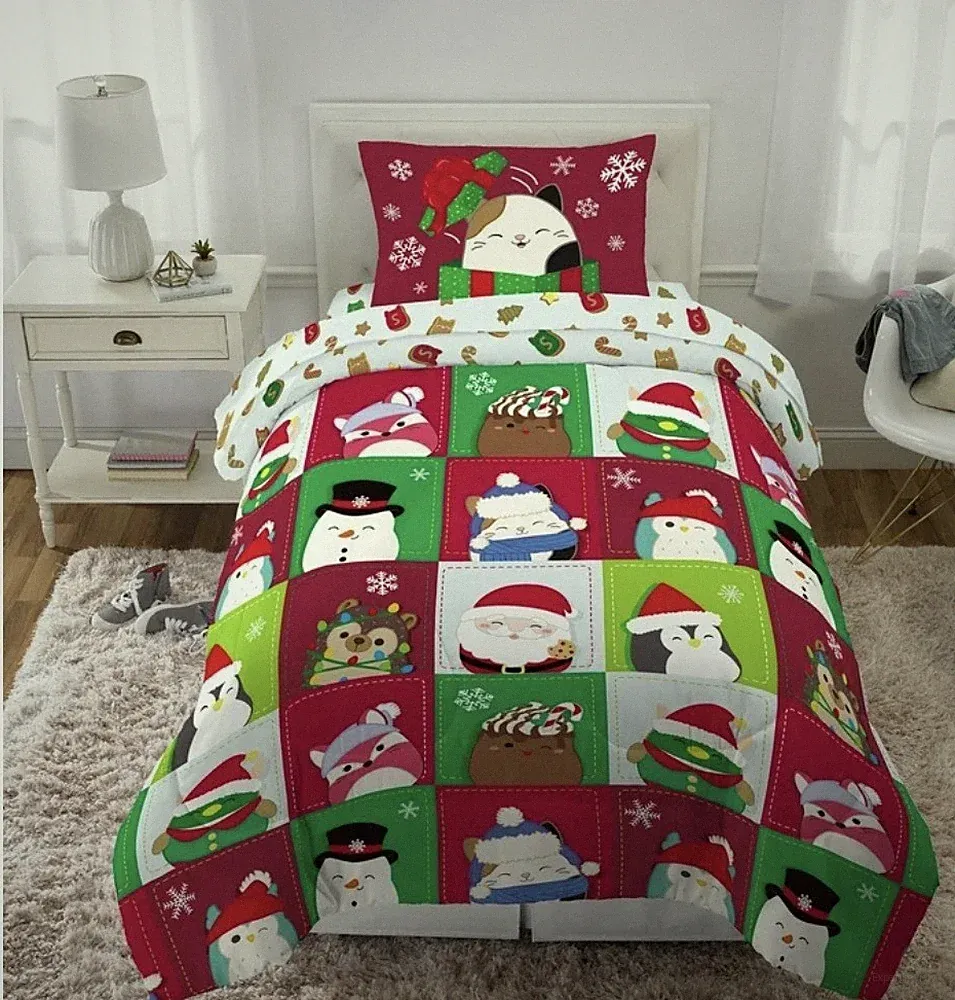 Squishmallows Christmas Holiday 6 PC Reversible Full Comforter Set